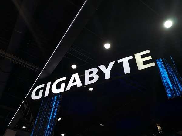 技嘉推出Gen 4 4000E M.2 NVMe SSD：4000MB/s顺序读取