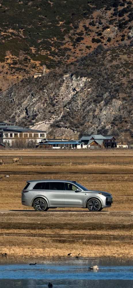 高清无水印！理想汽车官方发布手机壁纸