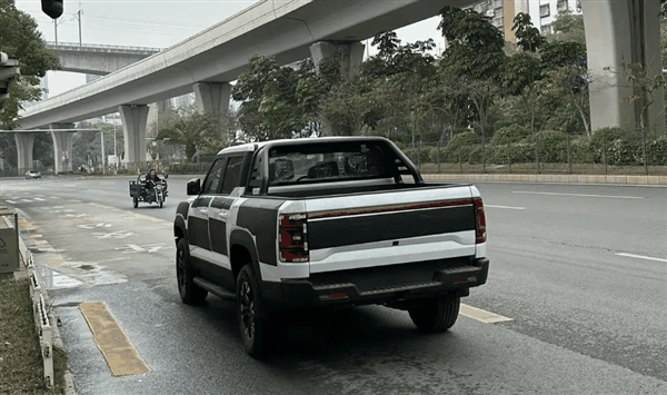 采用右舵设计！比亚迪皮卡路试谍照曝光：即将进入澳洲市场