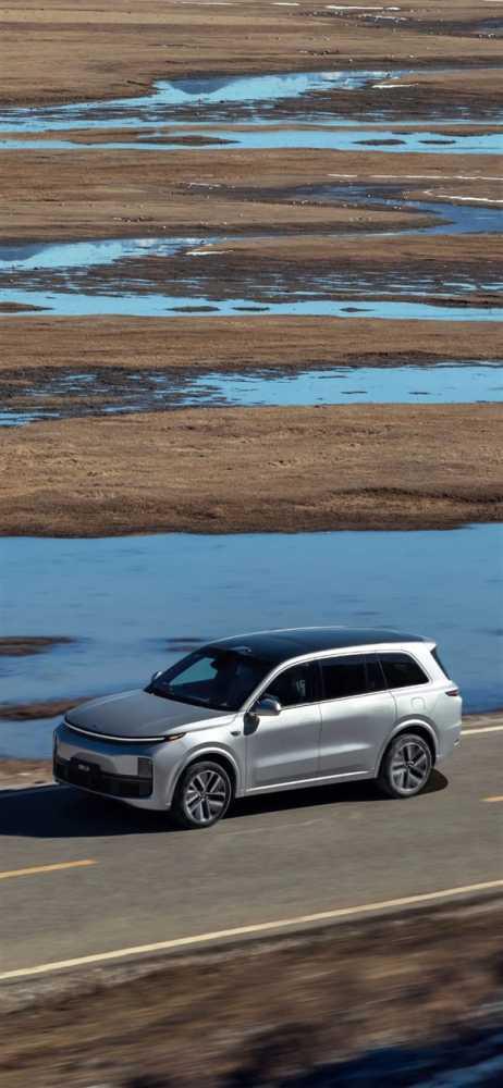 高清无水印！理想汽车官方发布手机壁纸