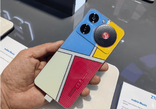 努比亚音乐手机发布：后置圆形大喇叭、配双3.5mm耳机孔