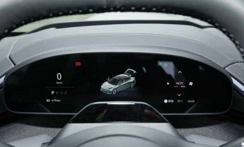 2024款极氪001，26.9万就可以拥有678马力，V12内燃机级别