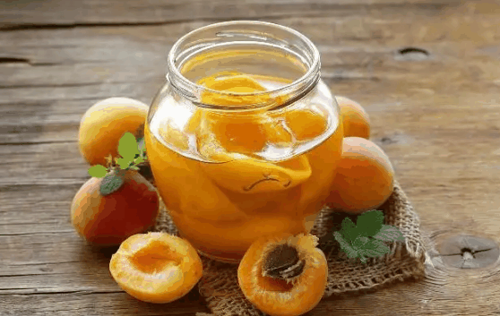 黄桃罐头是蒸的好吃还是煮的好吃?黄桃罐头蒸的和煮的哪个好吃