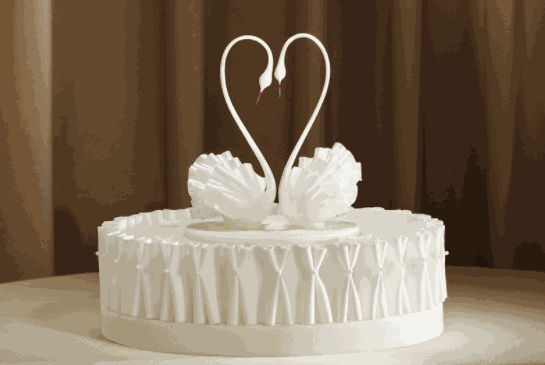 好利来黑天鹅蛋糕最低价是多少钱一个?黑天鹅蛋糕为什么这么贵插图2 好利来黑天鹅蛋糕最低价是多少钱一个3