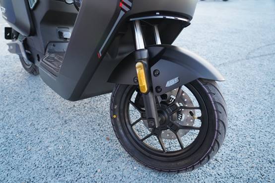 经典神车再突破 小牛N系列电自旗舰NXT初体验插图7 经典神车再突破 小牛N系列电自旗舰NXT初体验插图7