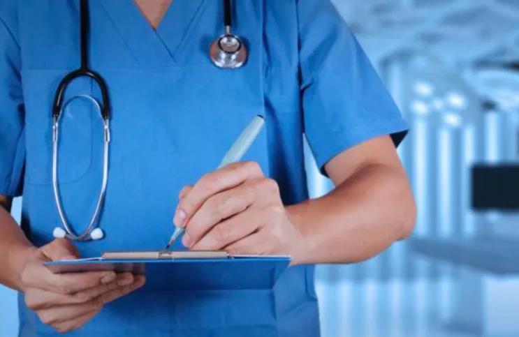 女生唱歌突然跑调查出恶性肿瘤 严重会死亡!插图 恶性肿瘤