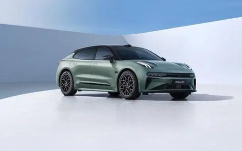 极氪回应展车意外启动撞伤5人 无生命危险