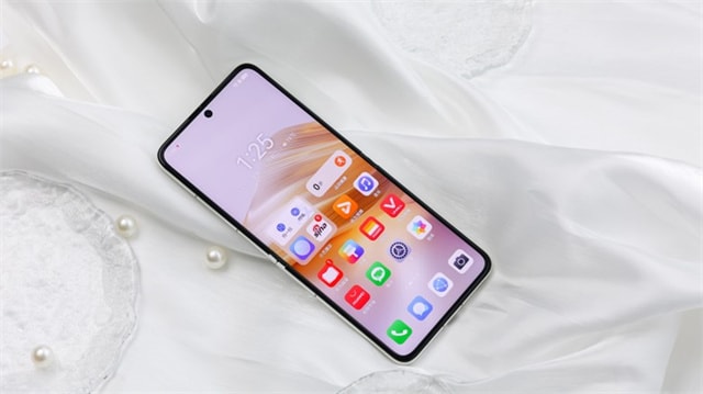 华为Pocket 2手机怎么样 华为Pocket 2详细评测插图5 华为Pocket 2手机怎么样 华为Pocket 2详细评测插图5