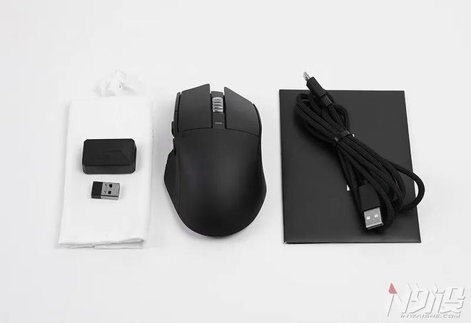 重新定义高效能与无线自由! 达尔优a980proMax三模鼠标拆解评测插图2 重新定义高效能与无线自由! 达尔优a980proMax三模鼠标拆解评测插图2
