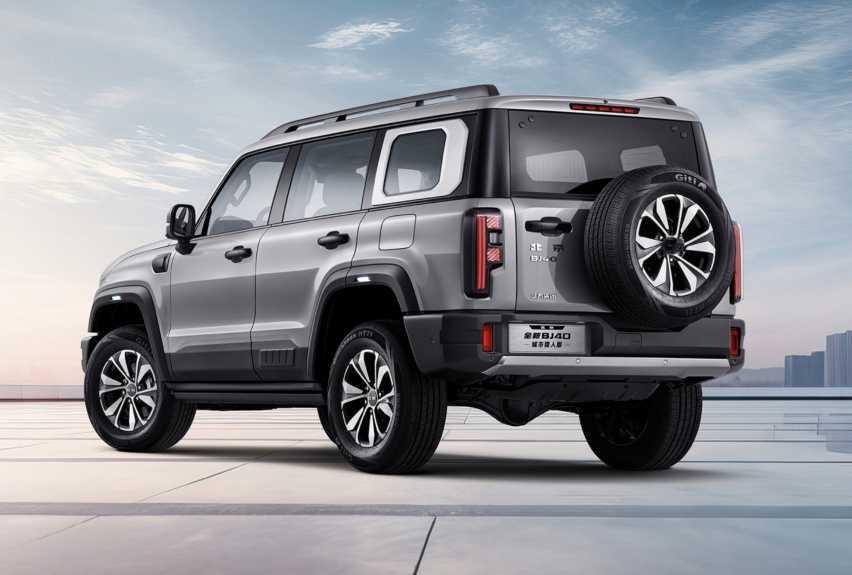 潮玩越野SUV大横评！全新BJ40城市猎人版对比坦克300插图3