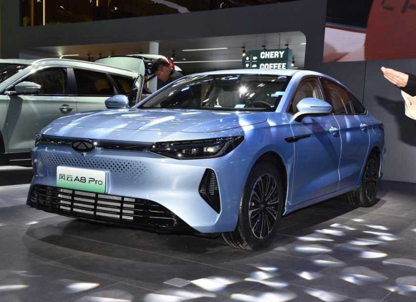 起步价12万，奇瑞风云A8顶配要去到15万，值不值？