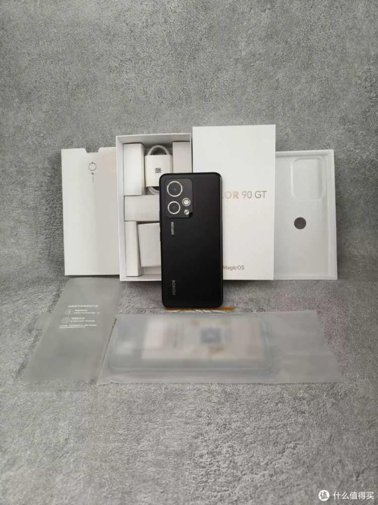 荣耀90GT,学生党将将好插图1 荣耀90GT,学生党将将好