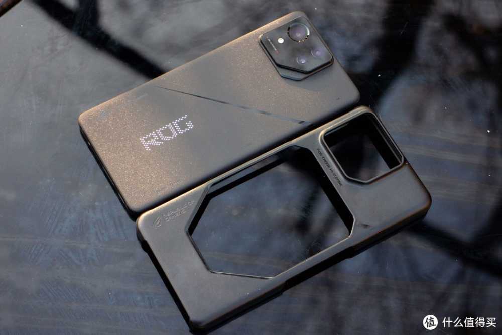 重新定义游戏手机？！ROG 8 Pro体验分享