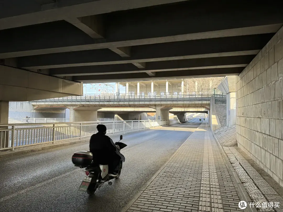 真实用户视角下的小米 14 Ultra，值得购买吗？