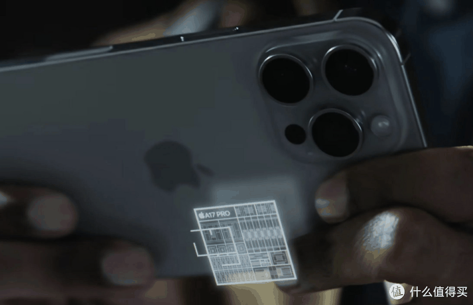 iPhone 15官方降到4000多，网友：再不努力只配买苹果了