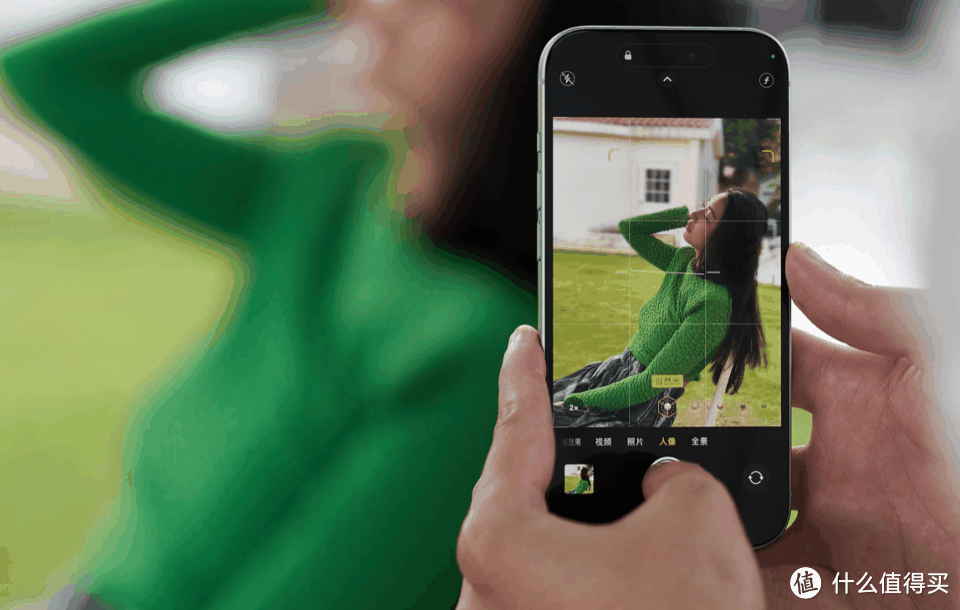 iPhone 15官方降到4000多，网友：再不努力只配买苹果了