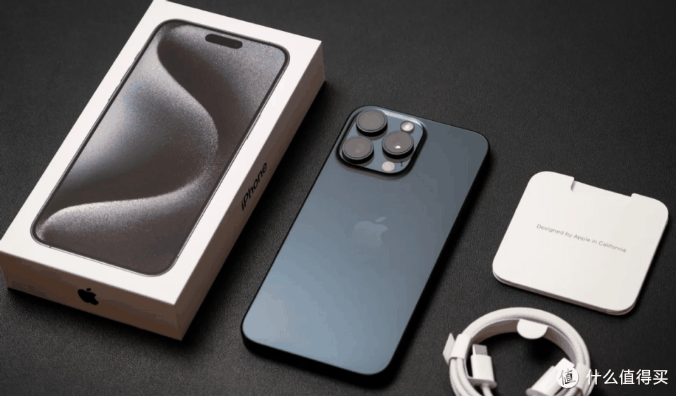 iPhone 15官方降到4000多，网友：再不努力只配买苹果了