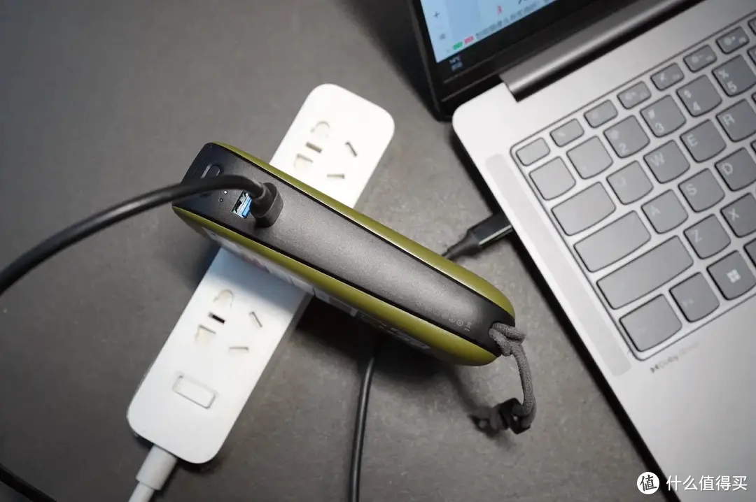 二狗聊数码 篇一百七十:女王节送礼指南,这些数码好物值得入手插图17 女王节送礼指南,这些数码好物值得入手