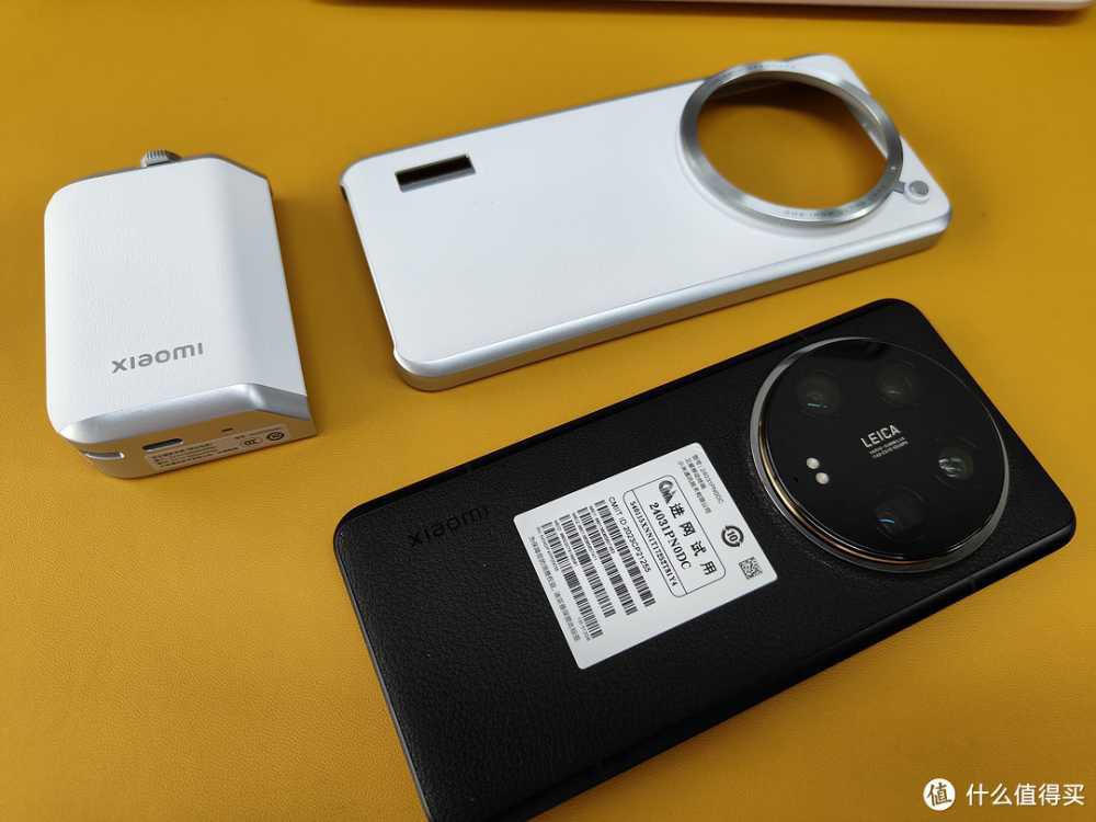 数码产品分享 篇三十七：Xiaomi 14 Ultra+专业影像套装，把玩一会后退烧了，非重度影像用户建议买标准版。