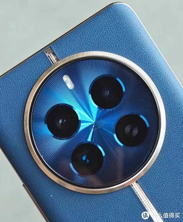6400万潜望式长焦镜头+2160Hz曲面屏,12GB+256GB版仅1799元插图4 6400万潜望式长焦镜头+2160Hz曲面屏,12GB+256GB版仅1799元