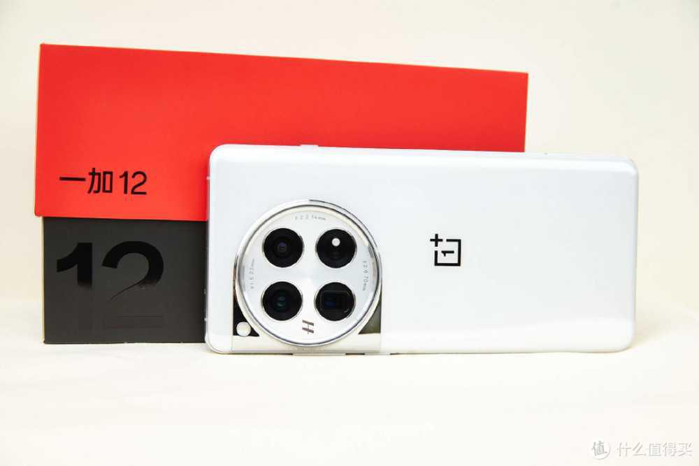数码好物 篇四十三：后悔没有早点买，一加12开箱美图赏析
