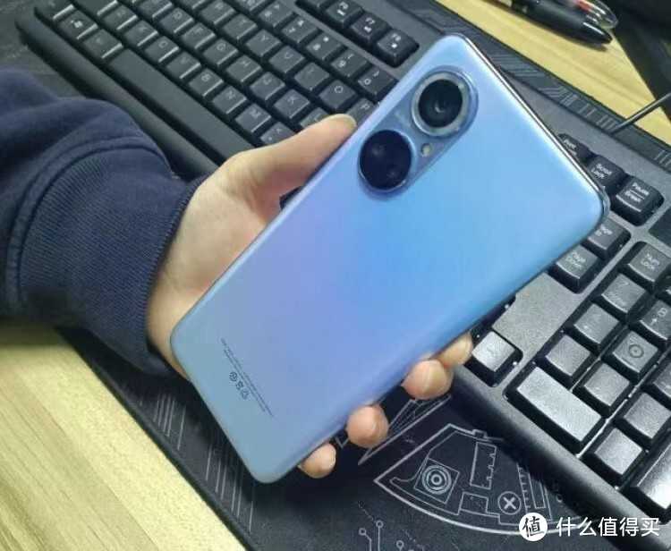 8800mAh大电池+四曲面+骁龙865+1亿像素，16GB+512GB版仅1299元