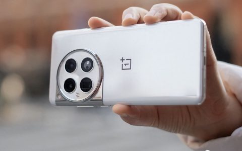 “真香机”的代表，目前这4部手机最值得买，配置强悍体验优秀