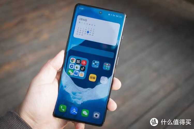 5000mAh大电池+100W+索尼IMX890，16GB+512GB旗舰跌至2399元