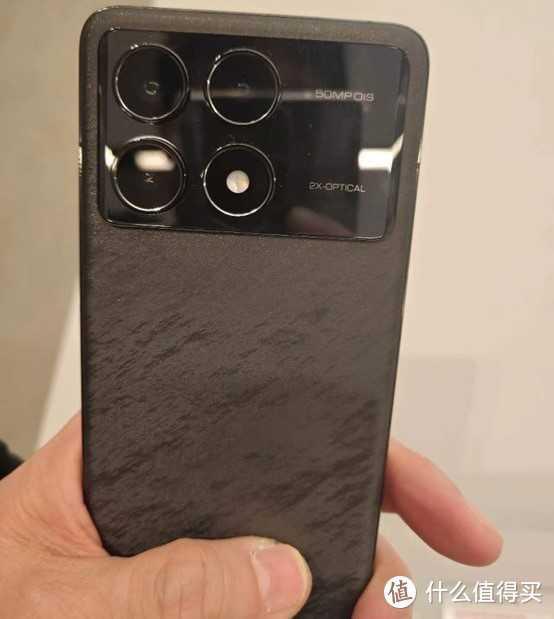 同志们,用红米手机真的丢人吗?插图1 同志们,用红米手机真的丢人吗?