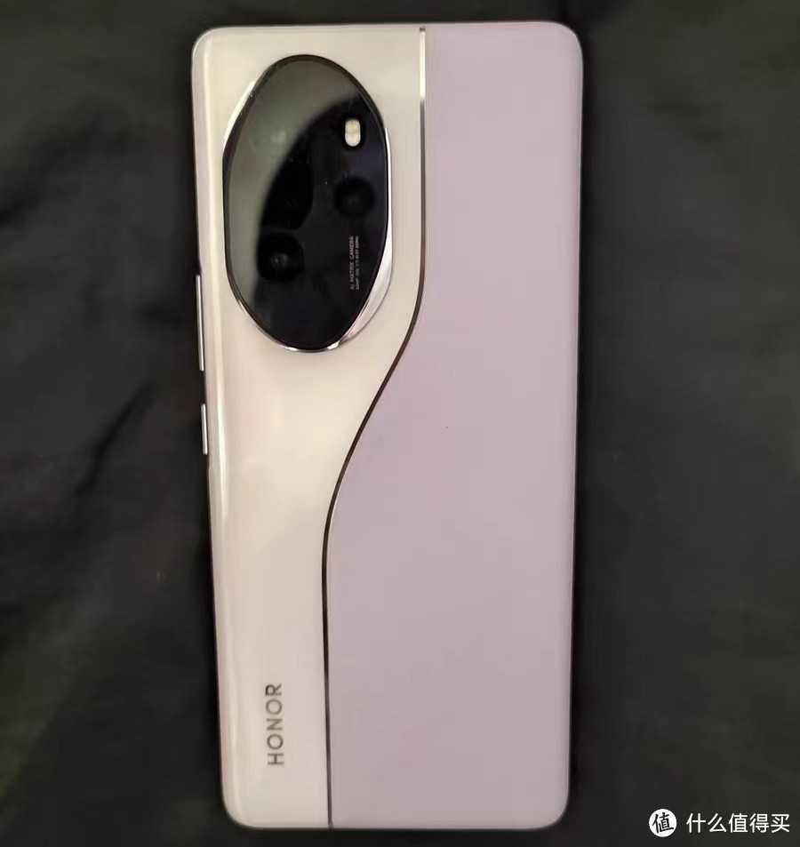 荣耀两款热门手机对决：Magic6与100Pro，究竟哪个更划算？