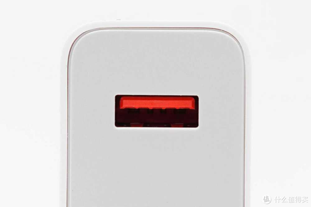 90W有线+80W无线，5300mAh大电池，小米 14 Ultra 手机充电评测