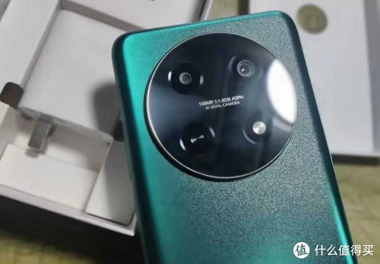 华为爆发了:5000mAh大电池+1亿像素,256GB版仅1649元插图5 华为爆发了:5000mAh大电池+1亿像素,256GB版仅1649元