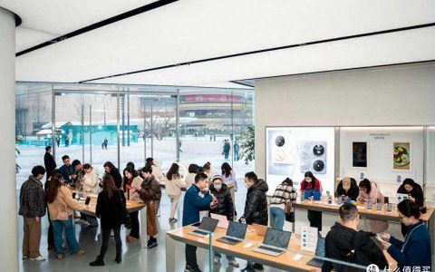 华为Pocket 2开售！线上线下都很火，或成最畅销小折叠！