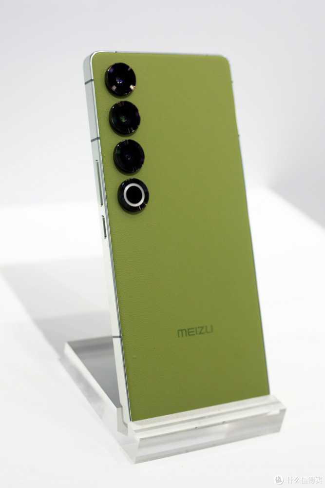 魅族20ininity·无界美学设计展,来一点魅族极致的震撼!插图9 魅族20ininity·无界美学设计展,来一点魅族极致的震撼!