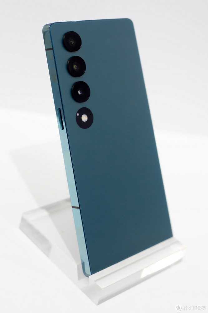 魅族20ininity·无界美学设计展,来一点魅族极致的震撼!插图12 魅族20ininity·无界美学设计展,来一点魅族极致的震撼!