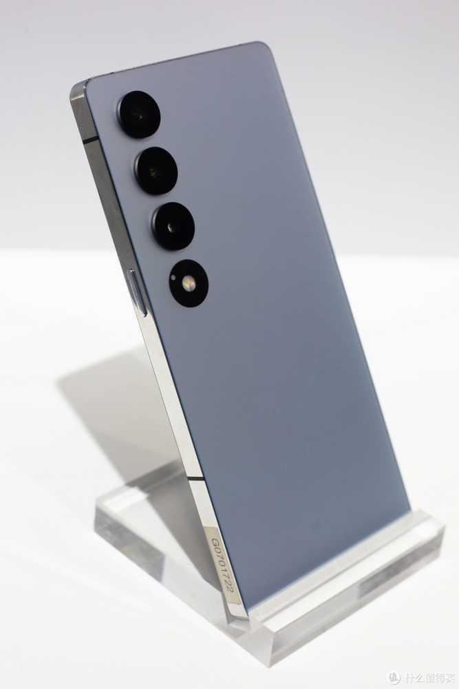 魅族20ininity·无界美学设计展,来一点魅族极致的震撼!插图14 魅族20ininity·无界美学设计展,来一点魅族极致的震撼!