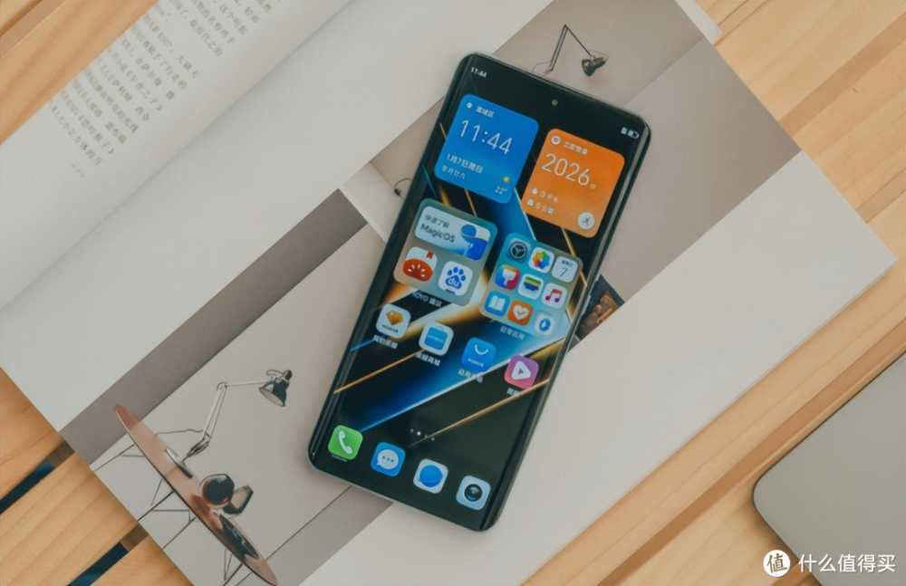 三千元以内，目前这3部手机极具性价比，“真香机”的代表