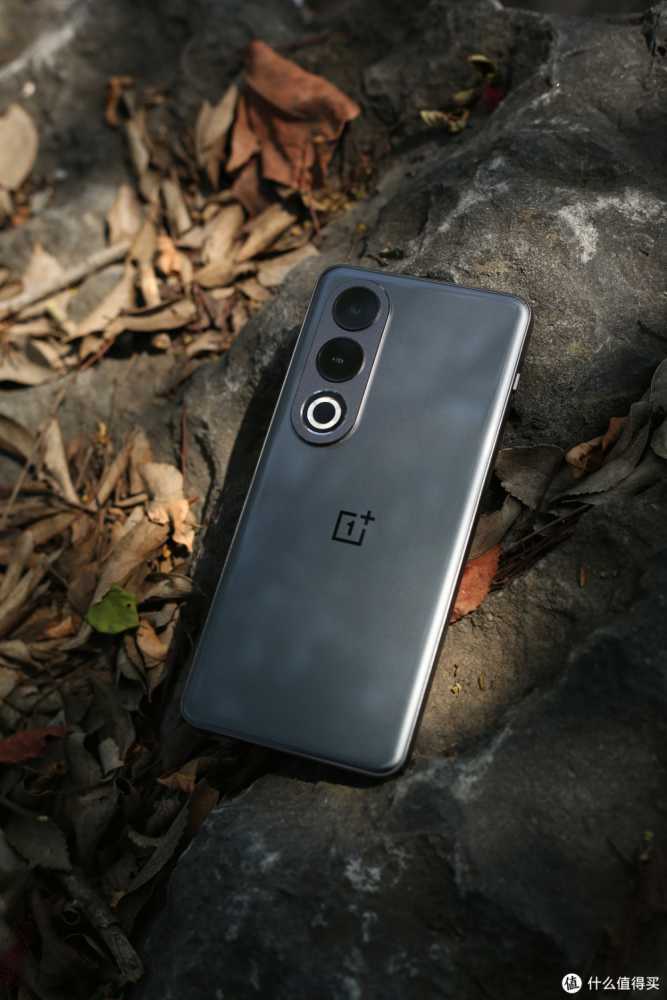 一加Ace3V 不止是年轻人的第一台Ai手机 更是打工人的助力神器插图3 一加Ace3V 不止是年轻人的第一台Ai手机 更是打工人的助力神器