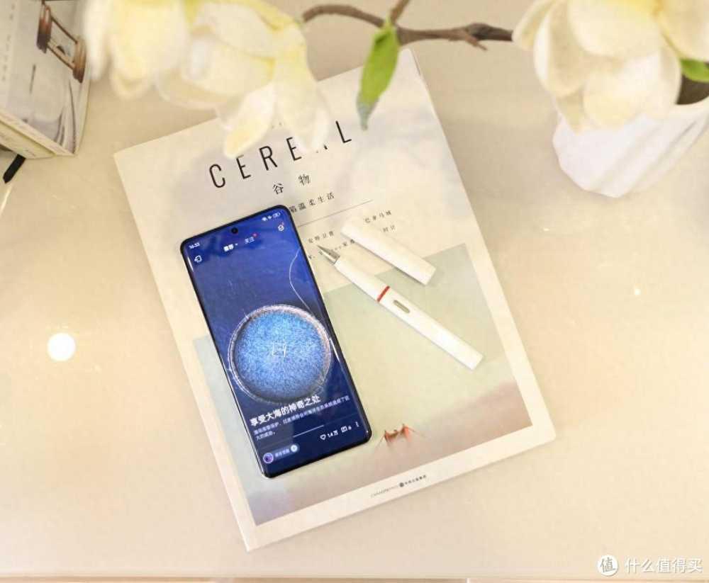 深评测 篇二百四十四：一加12屏幕主观体验！光之所见，尽是美