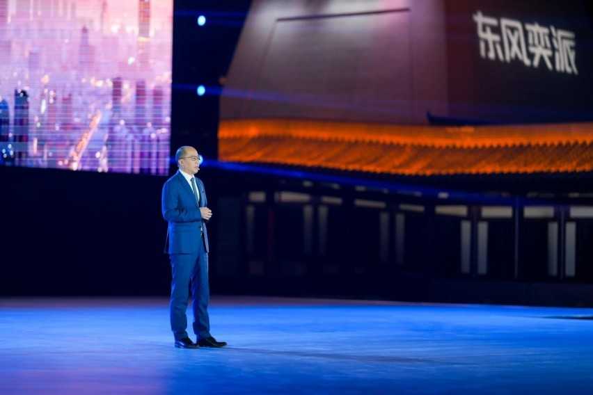 悦闻|面面俱到，东风奕派轿跑eπ007正式上市