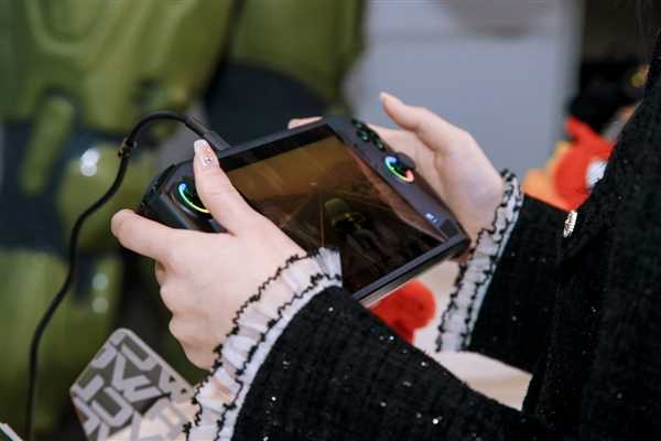 10大系列40款!微星笔记本全线巡礼:270W极限释放无敌插图43 10大系列40款!微星笔记本全线巡礼:270W极限释放无敌