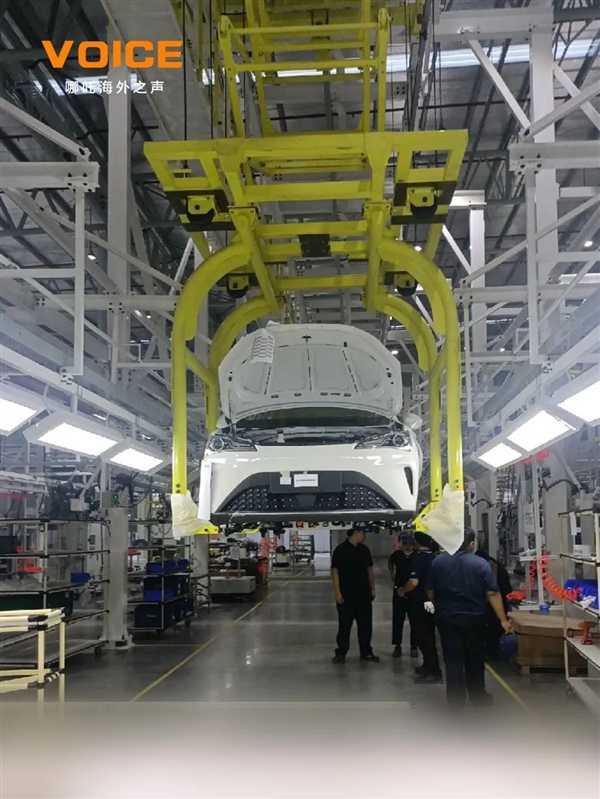 除了内卷、中国新势力还能走什么路：哪吒汽车给打了个样儿！