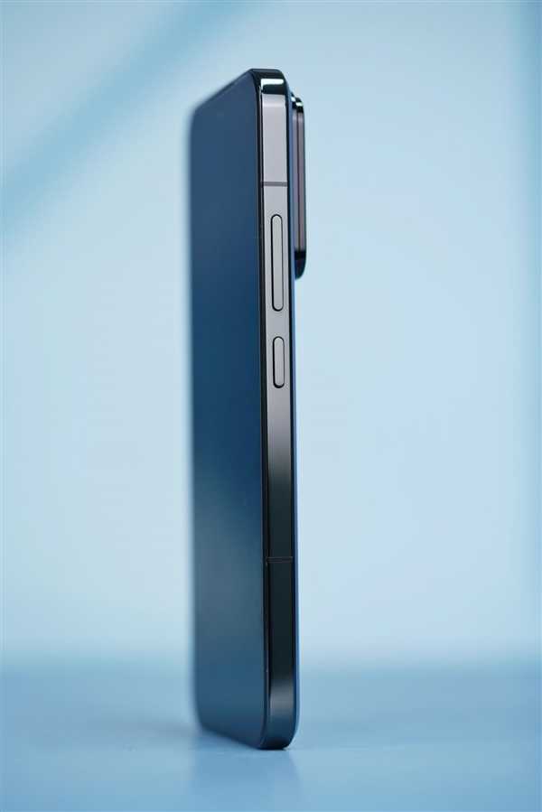 小米SU7定制色!小米14流星蓝图赏插图10 小米SU7定制色!小米14流星蓝图赏