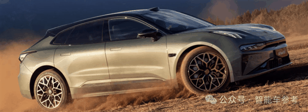 新款极氪001 27万开卖 李想实名点赞 弹幕“雷军”无处不在插图3 新款极氪001 27万开卖 李想实名点赞 弹幕“雷军”无处不在