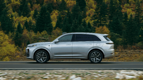 大5座旗舰SUV!2024款理想L7上市:起售价31.98万元插图4 大5座旗舰SUV!2024款理想L7上市:起售价31.98万元