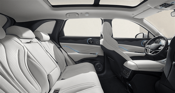 比亚迪大五座中型SUV!护卫舰07荣耀版上市:17.98万起插图3 比亚迪大五座中型SUV!护卫舰07荣耀版上市:17.98万起