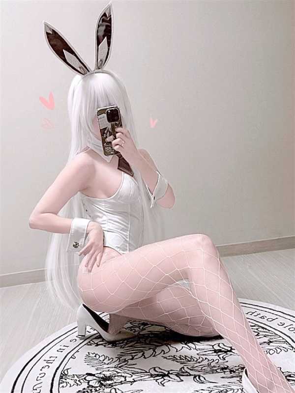 《妮姬:胜利女神》美女画师COS照:这身材太棒了插图6 《妮姬:胜利女神》美女画师COS照:这身材太棒了