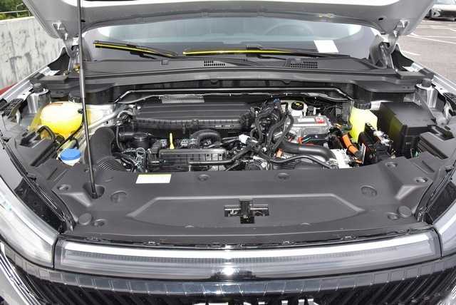 售10.99万起,东风风神皓瀚荣耀版上市,是否值得购买?插图2 售10.99万起,东风风神皓瀚荣耀版上市,是否值得购买?