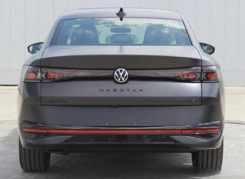 中型车市场的“神车”，迈腾高颜值与强劲动力并存插图3