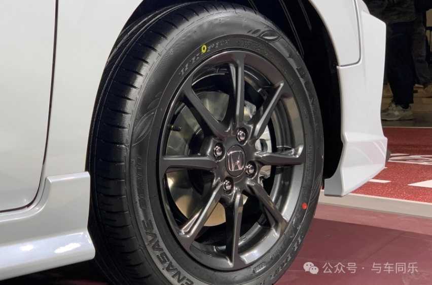 無限MUGEN版飞度/型格上市，官改外观，低配版性能，真不如自己改插图9